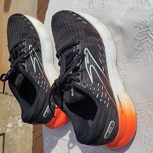 BrooksGlycerin Women's Black Sneakers with Orange Gradient Heel